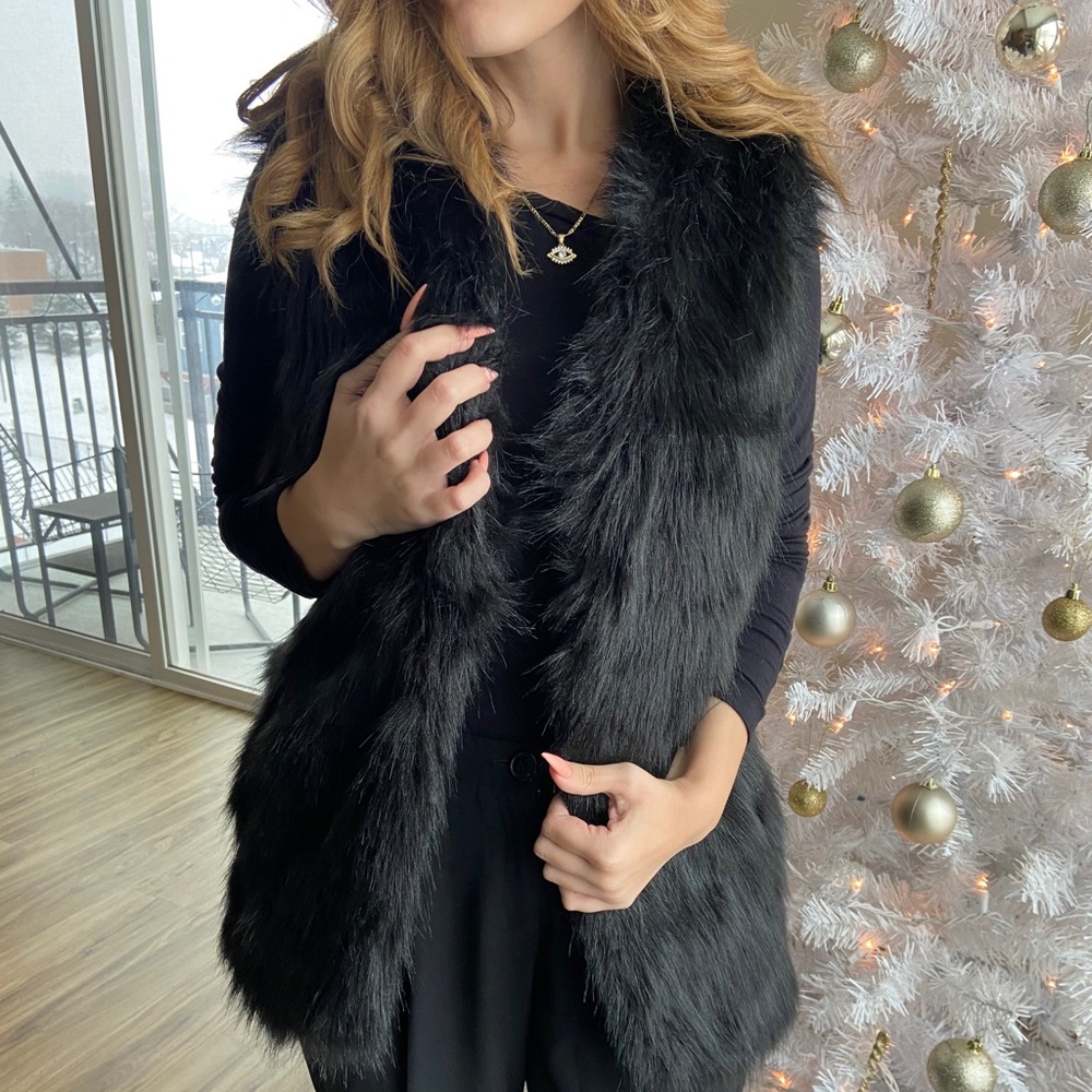 Black faux fur vest